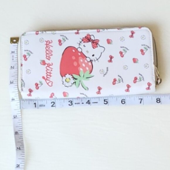 Sanrio Hello Kitty Long Zipper Wallet Strawberry White Red - Picture 4 of 6